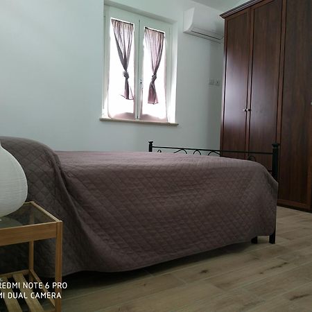Agriturismo " Le Serre" Spello Room photo